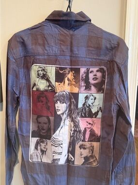 Adorable Vintage Long-Sleeve Flannel with Taylor Swift Graphic